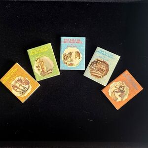 VTG 5 Beatrix Potter Miniature Books - Includes Peter Rabbit, Benjamin Bunny, ..